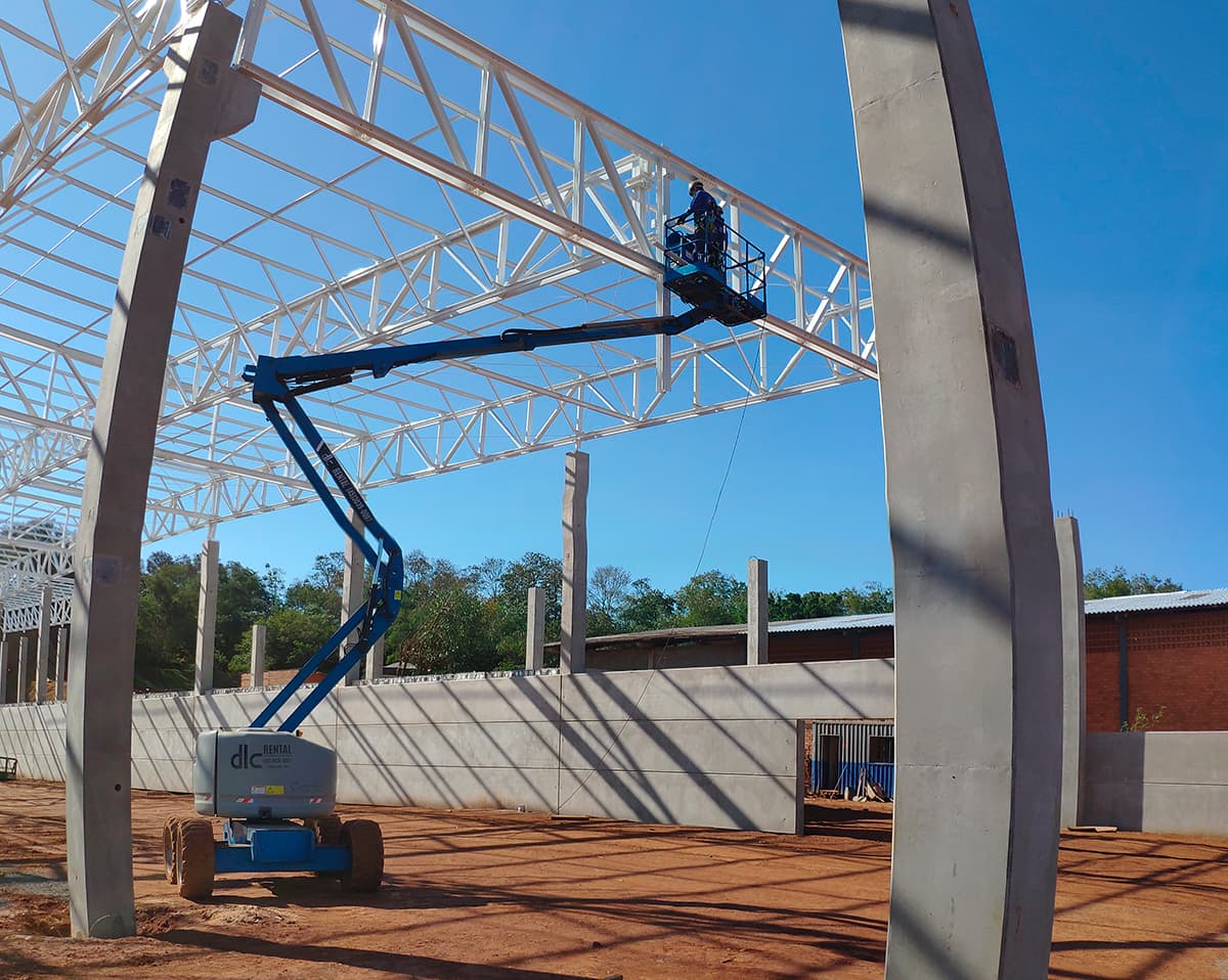 Plataforma elevatória DLC Rental — foto 9 da frota