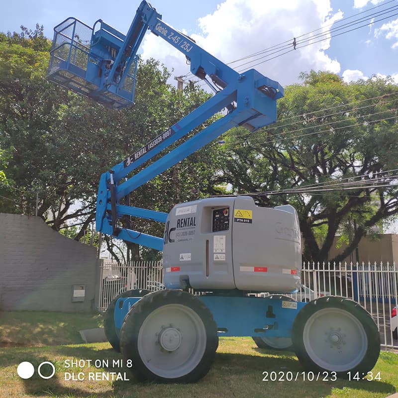 Plataforma elevatória DLC Rental — foto 17 da frota