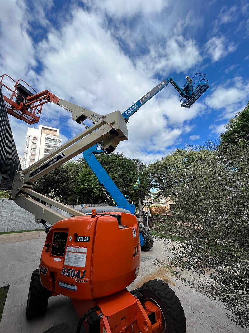 Plataforma elevatória DLC Rental — foto 23 da frota