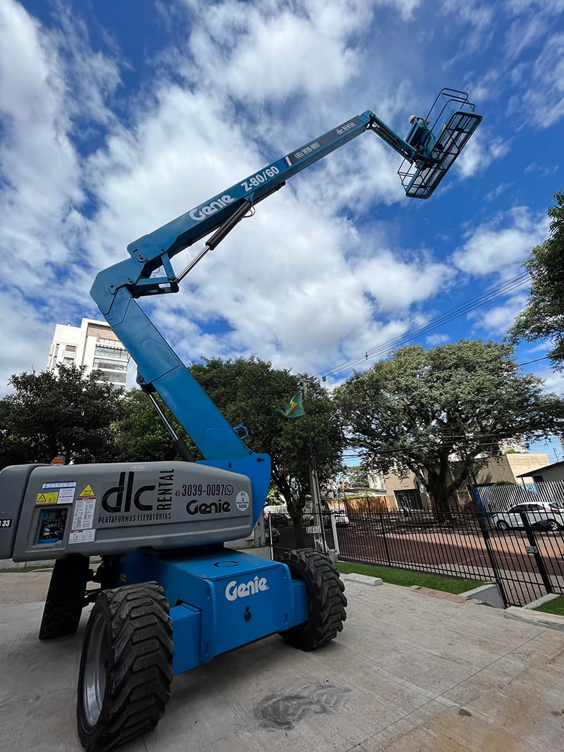 Plataforma elevatória DLC Rental — foto 24 da frota